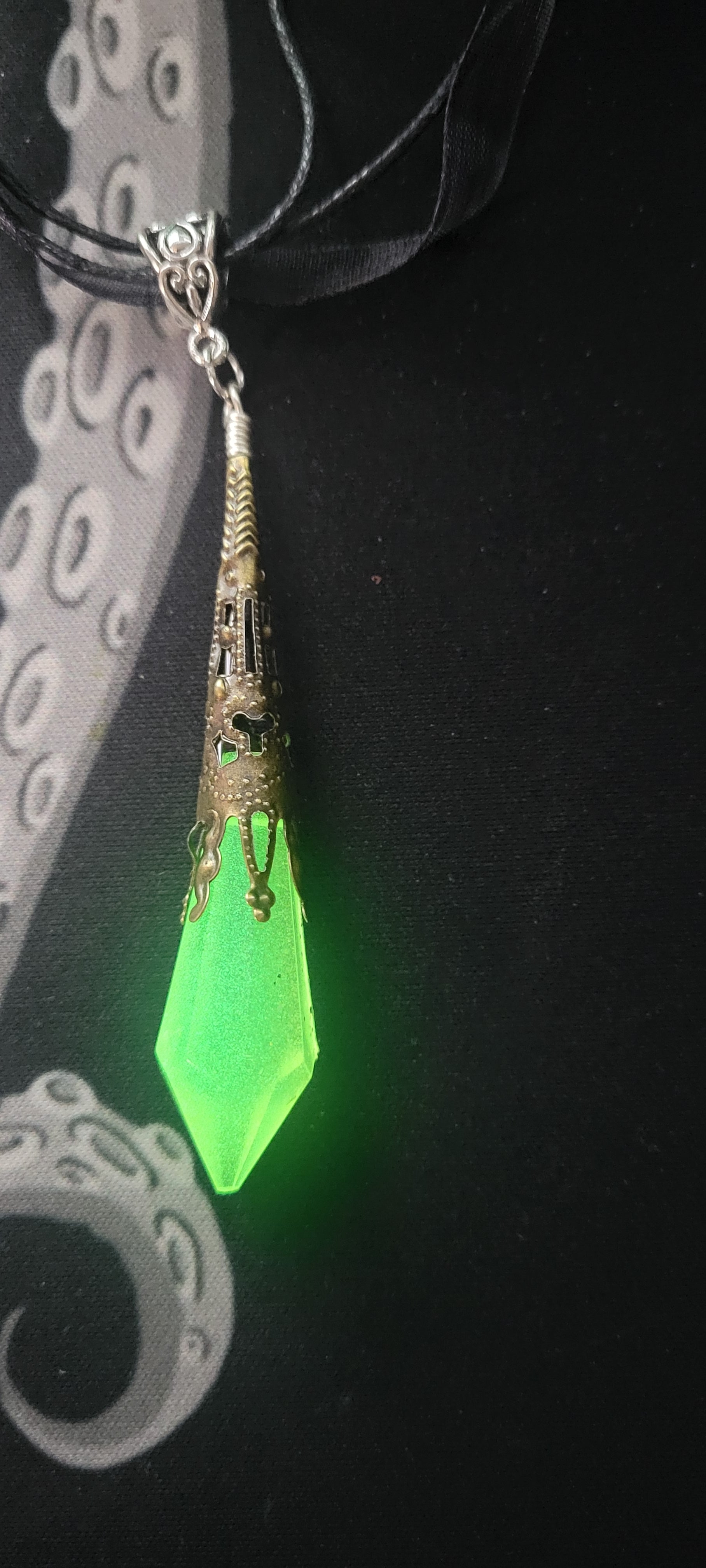 Mini Teardrop Necklace