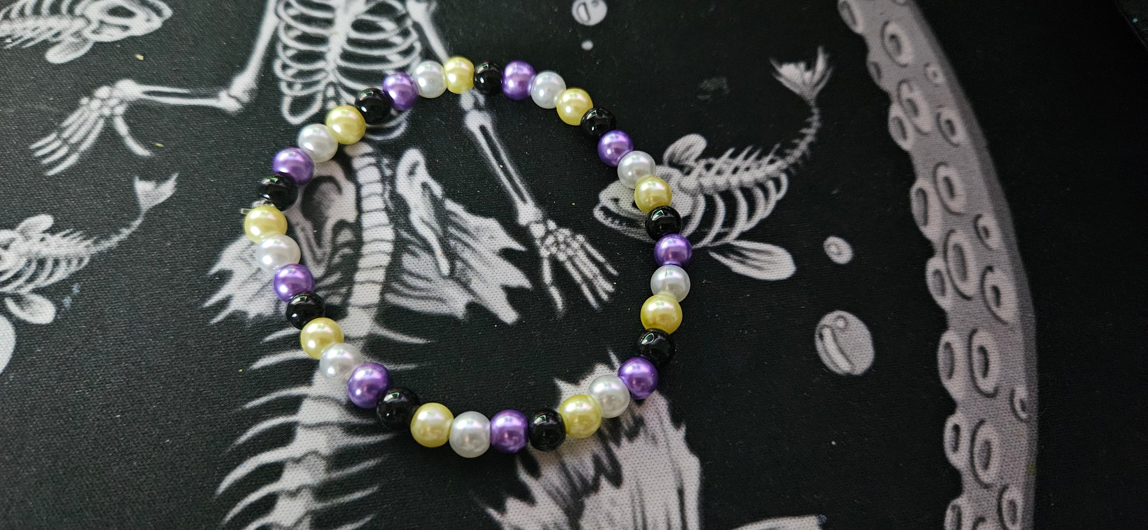 Nonbinary bracelet