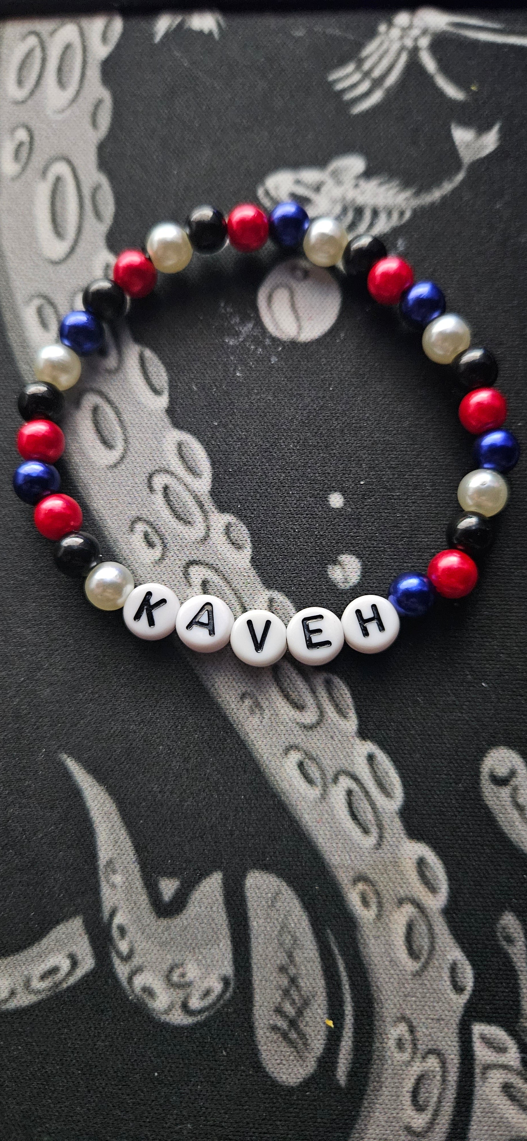 Kaveh Bead Bracelet
