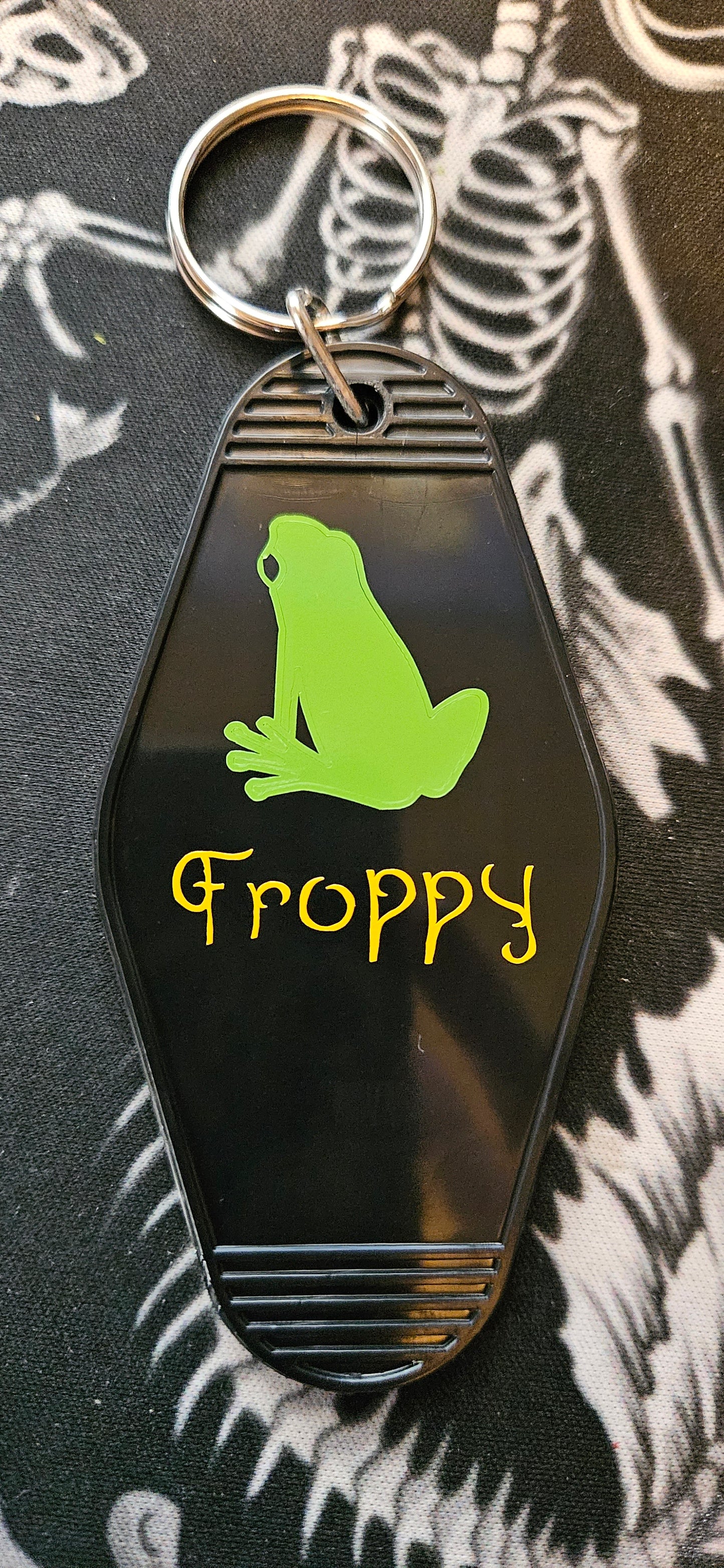 Froppy Motel Keychain