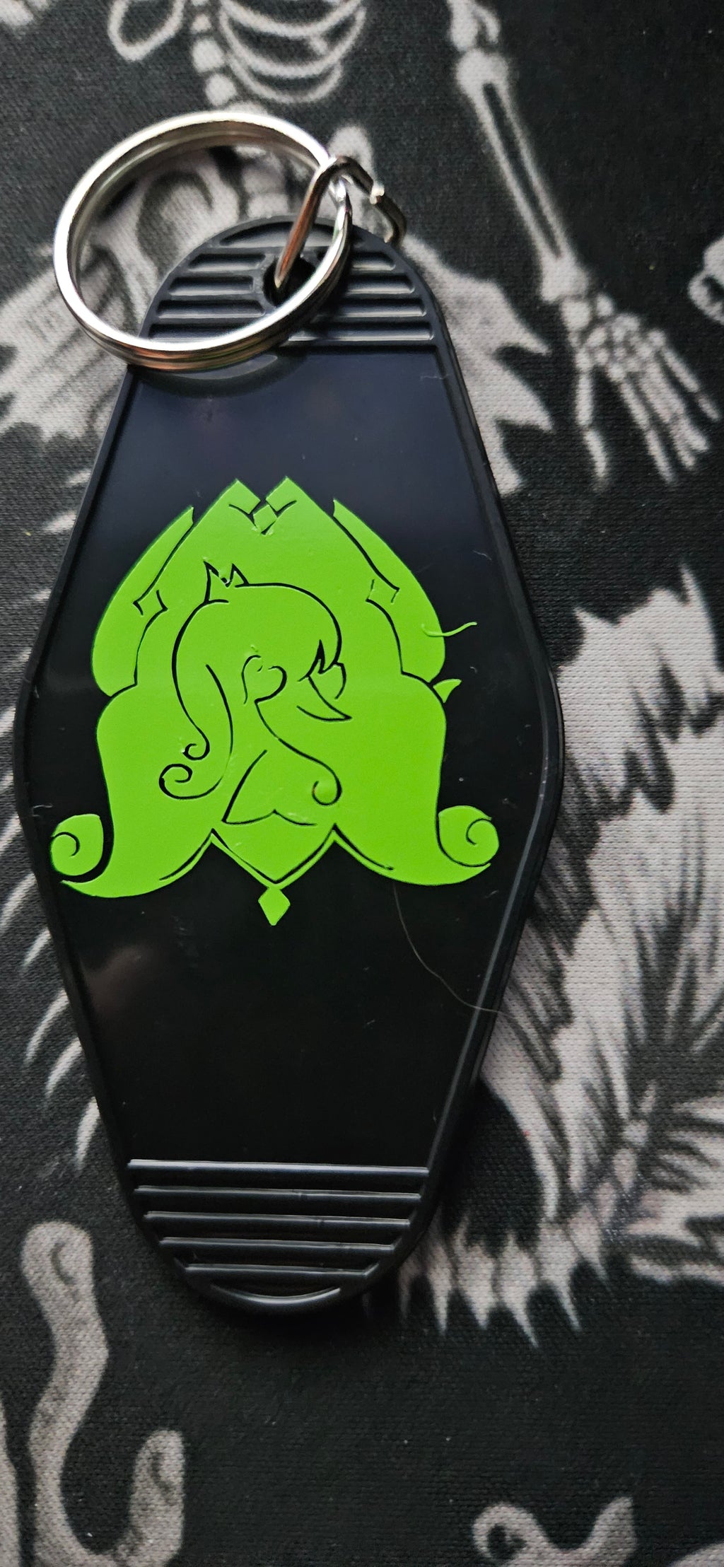 Nahida Motel Keychain