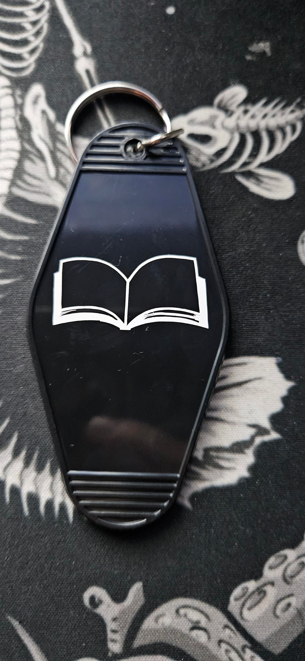 Dazai Bungou Stray Dog Keychain