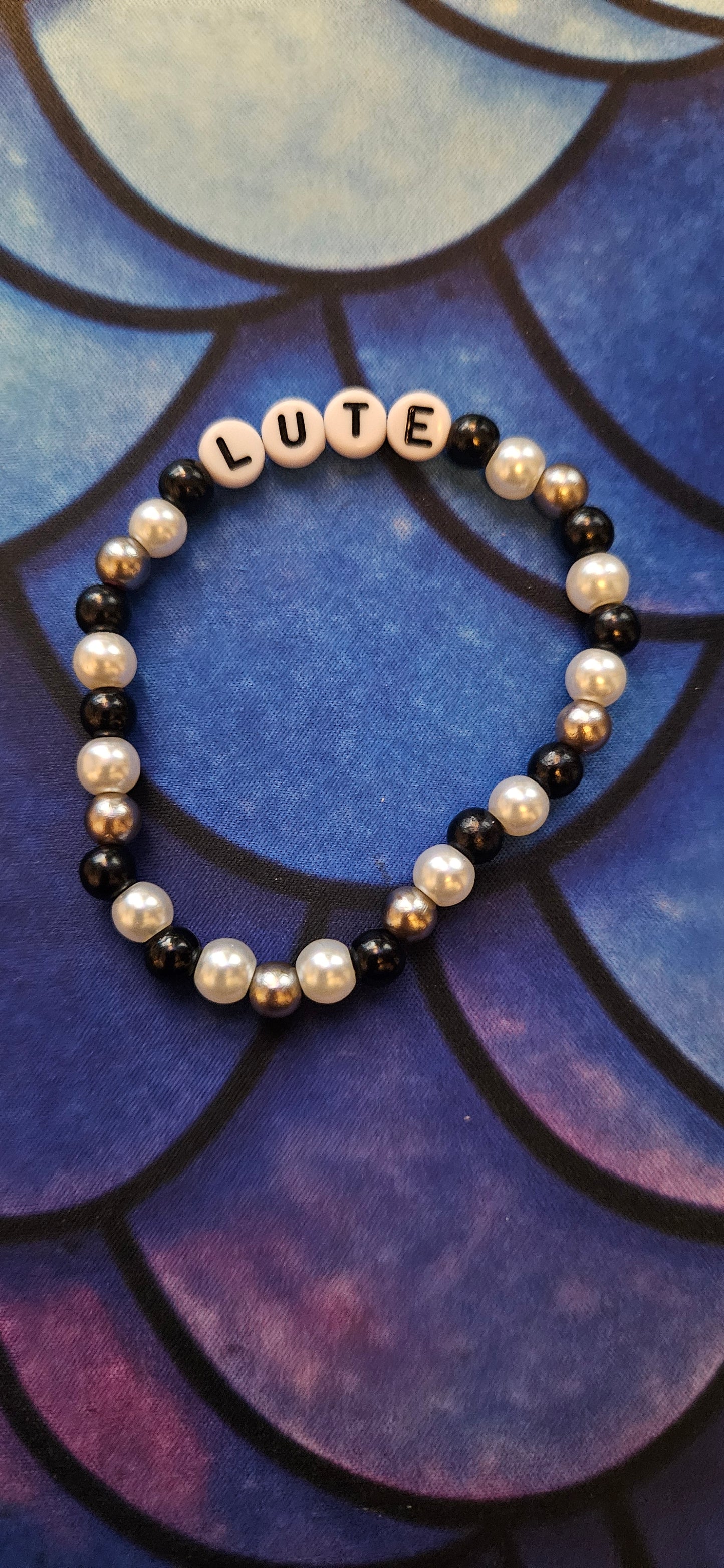 Lute Bead Bracelet