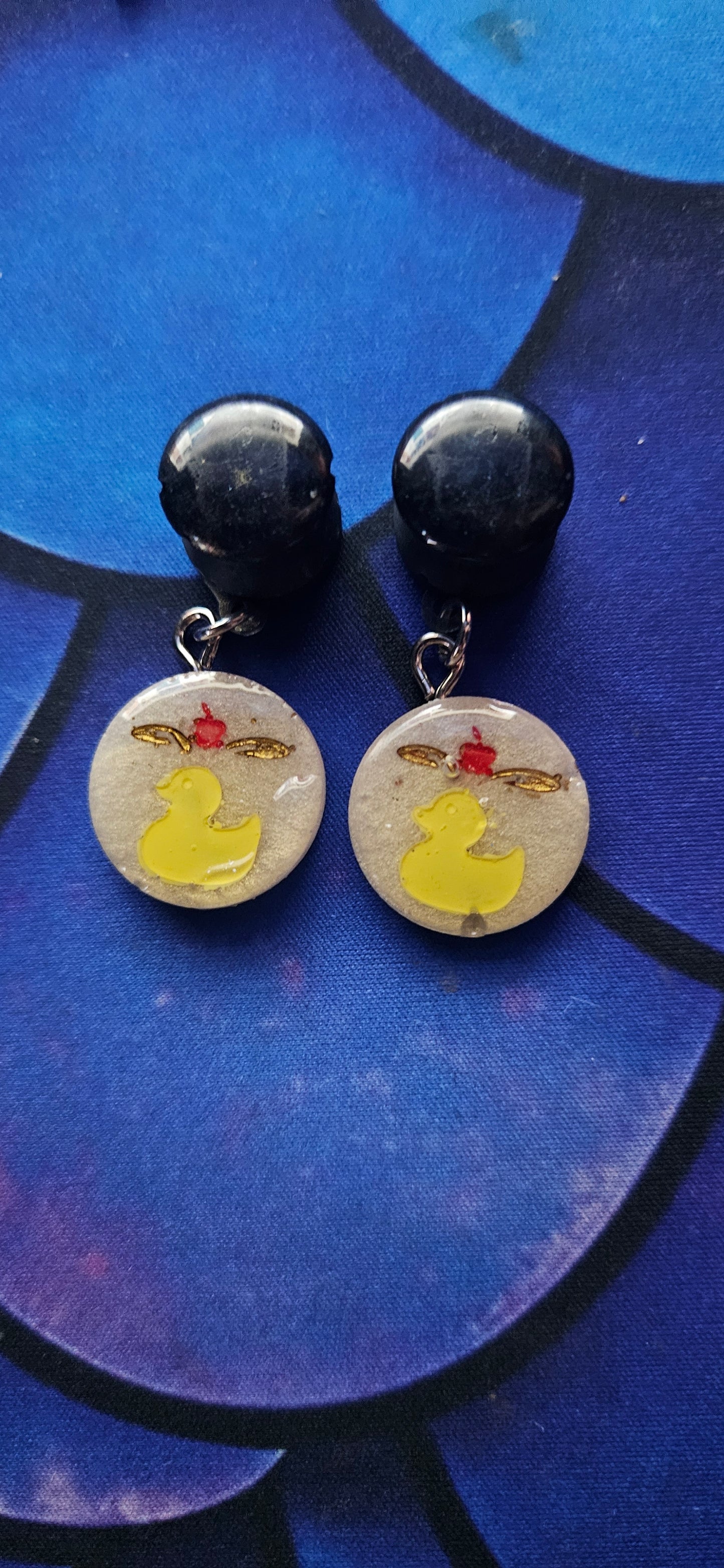 Lucifer Duck Gauges