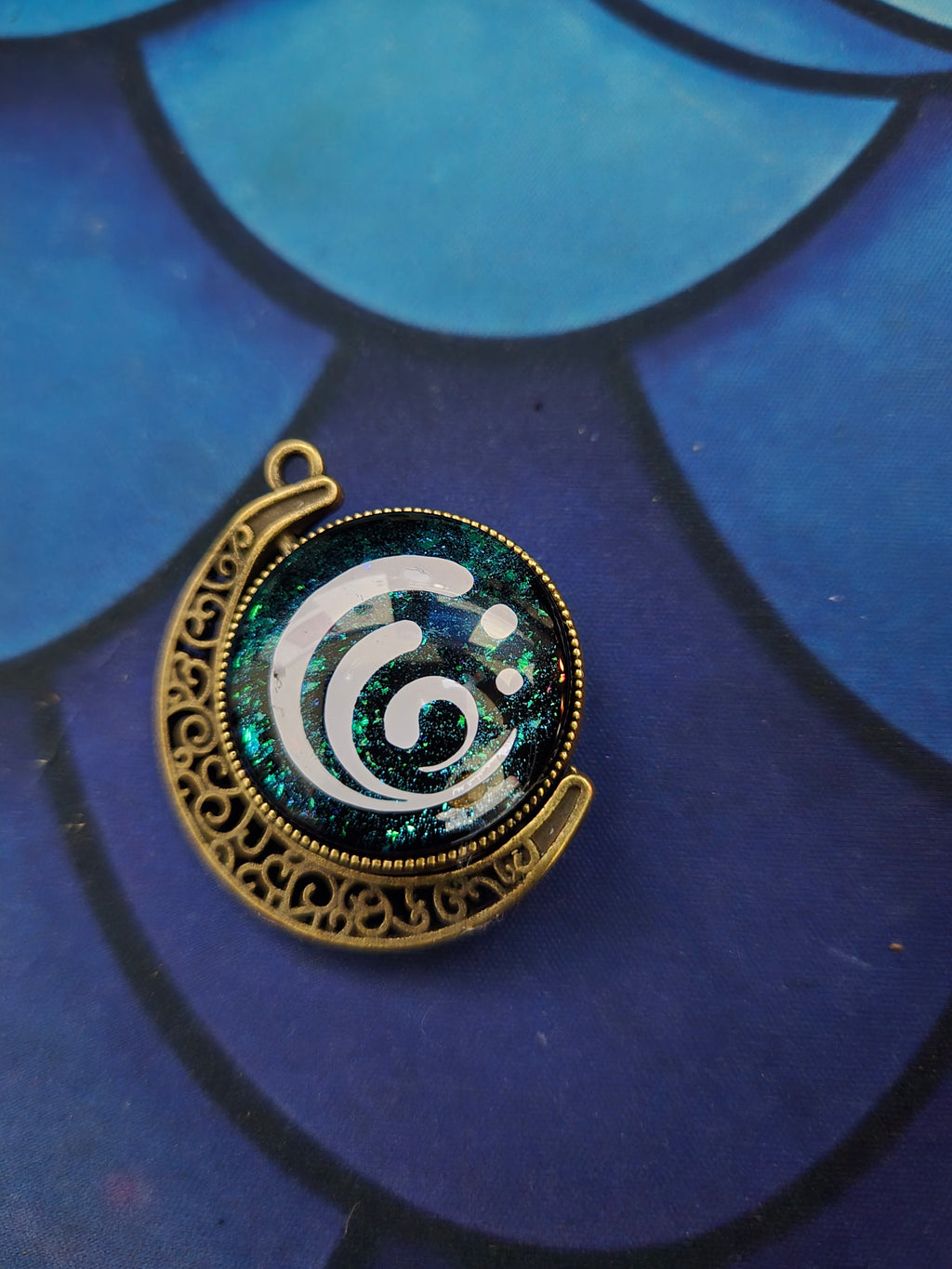 Nilou Spinning Necklace