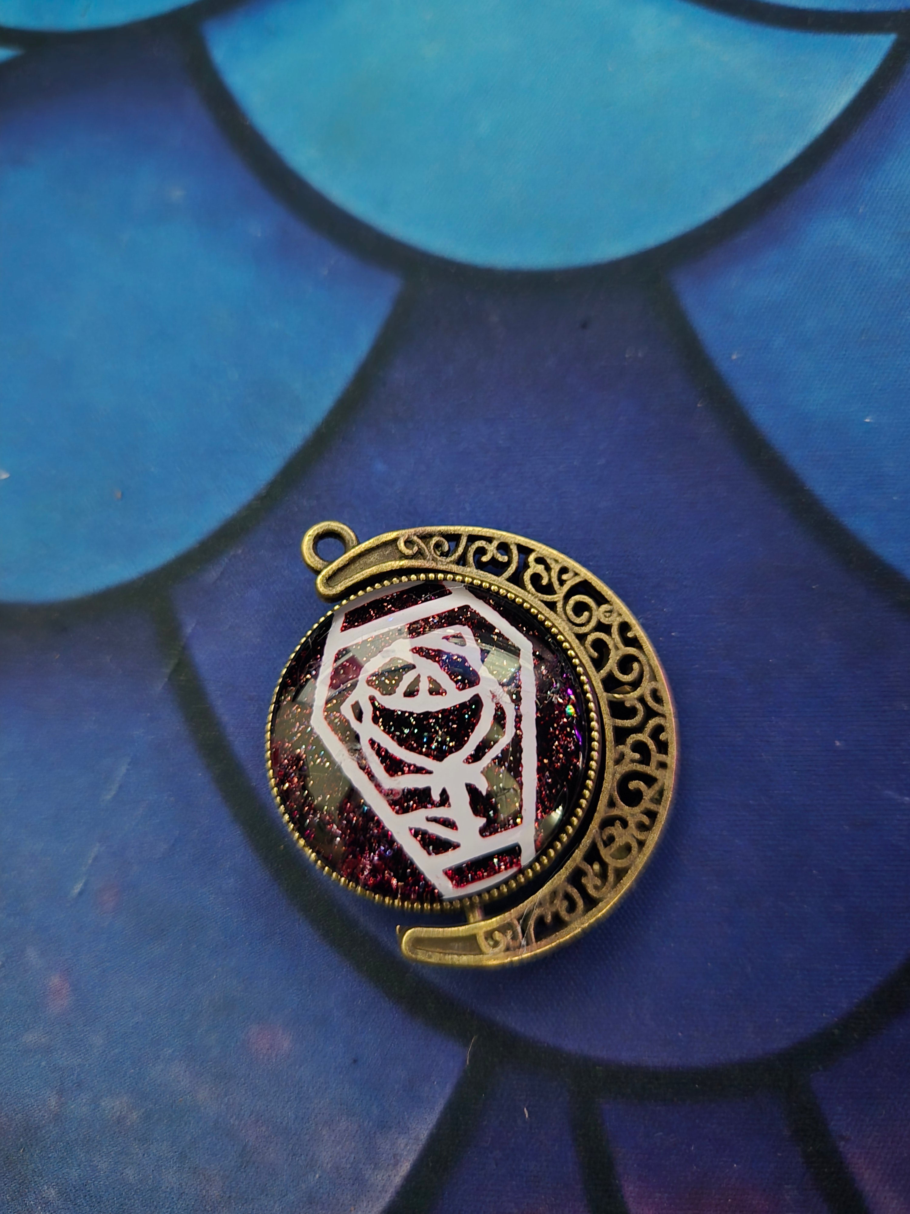 Riddle Spinning Necklace