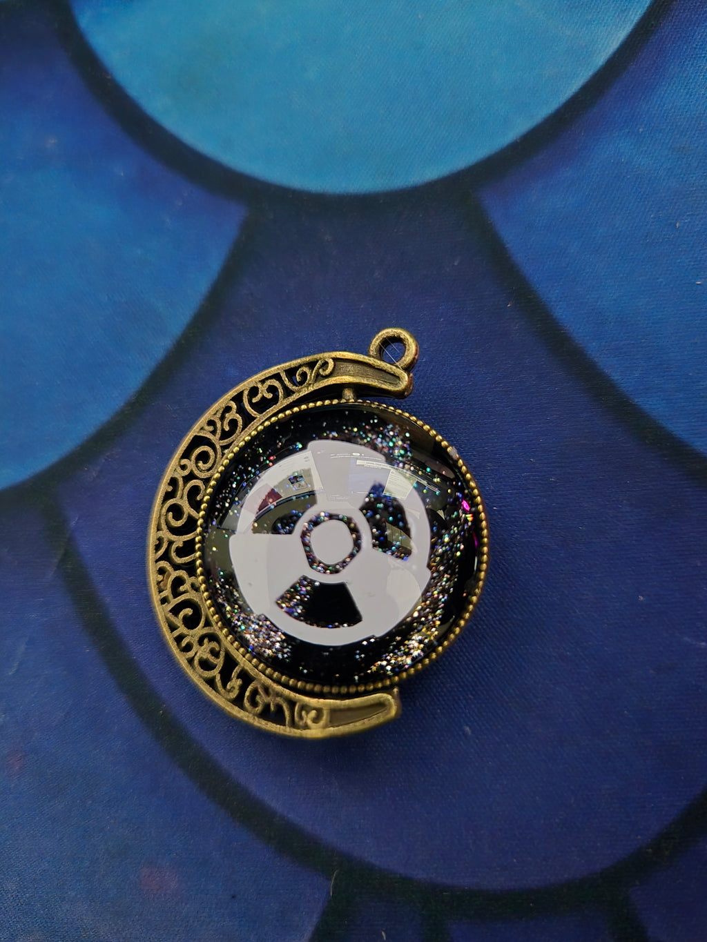 Vivi Spinning Necklace