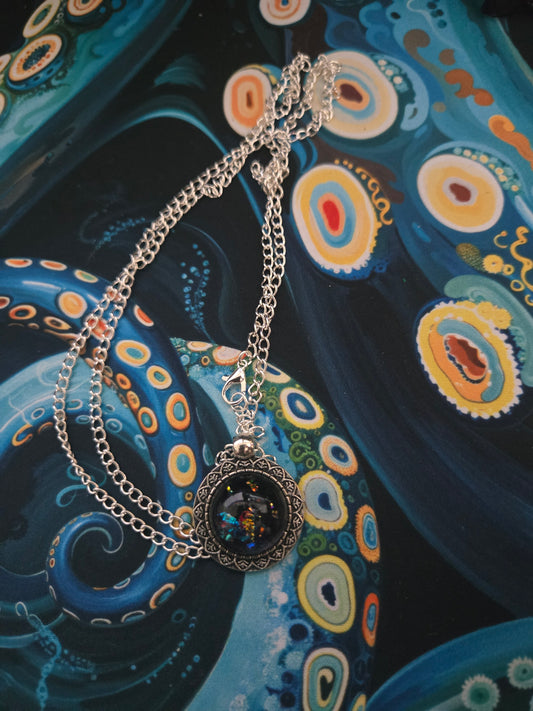 Striking Necklace
