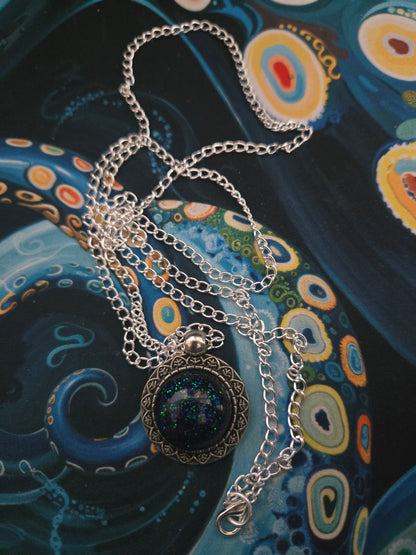 Striking Necklace