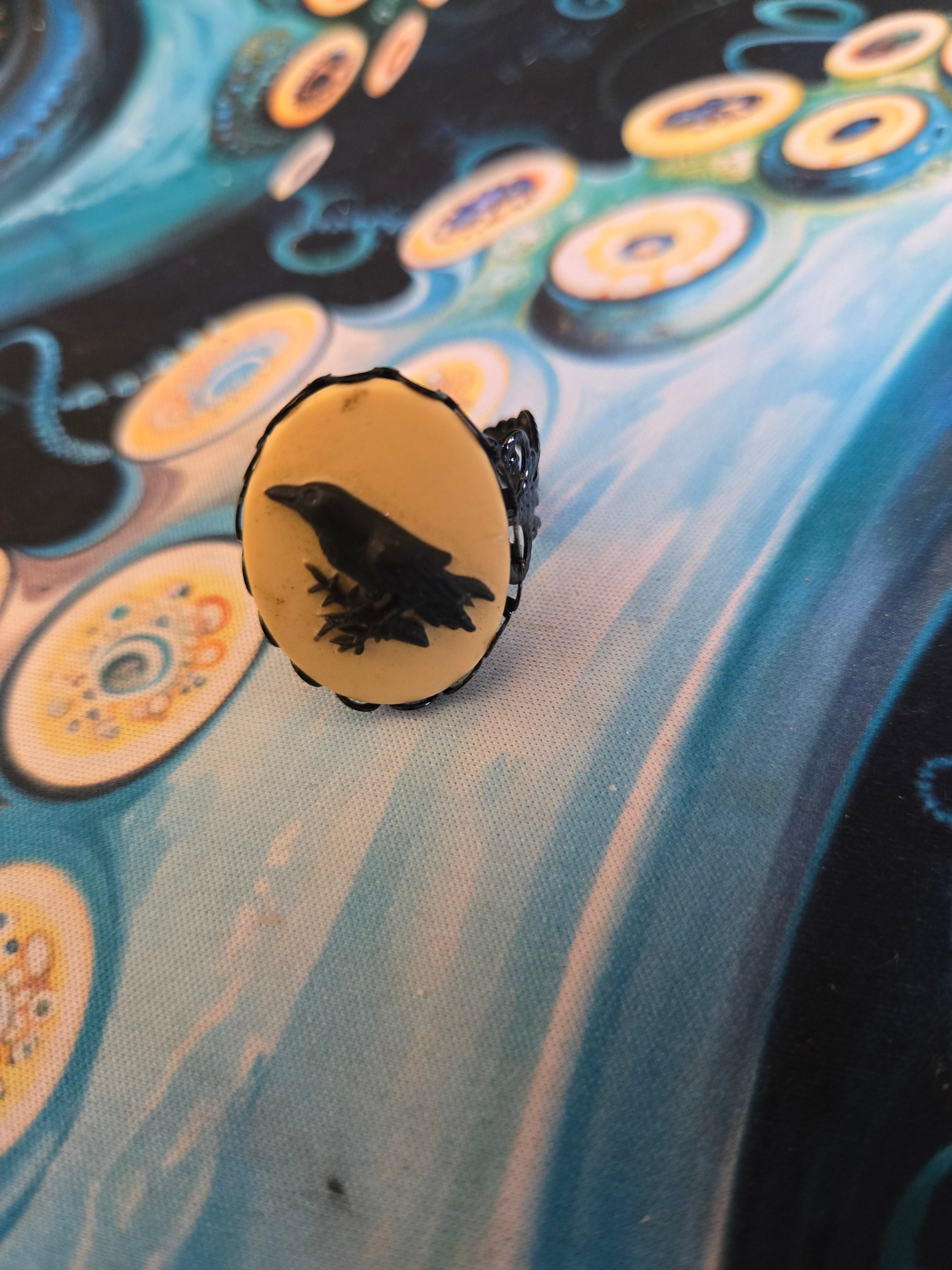 Raven Ring