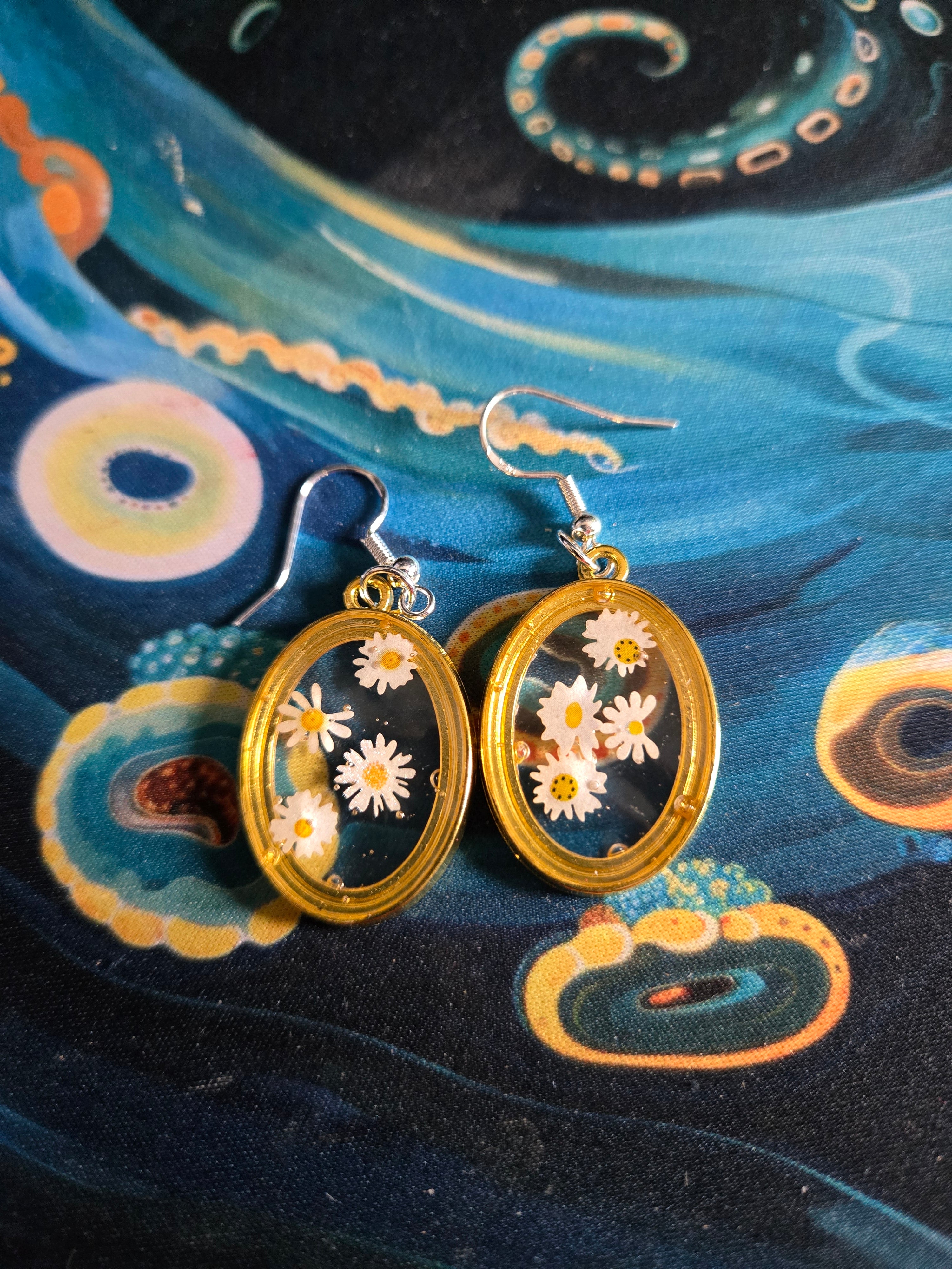 Daisy Oval Earrings