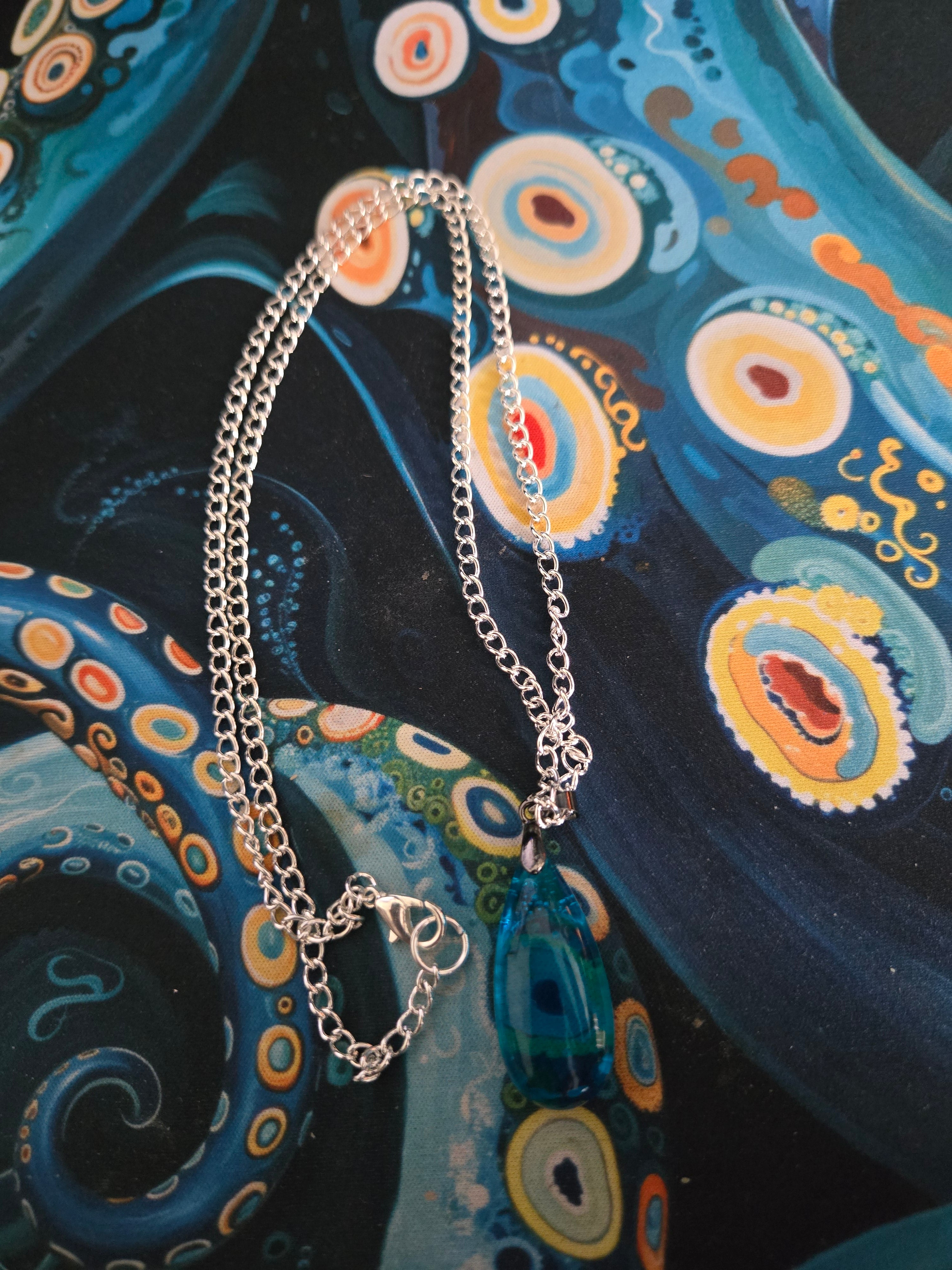 Teardrop Necklace