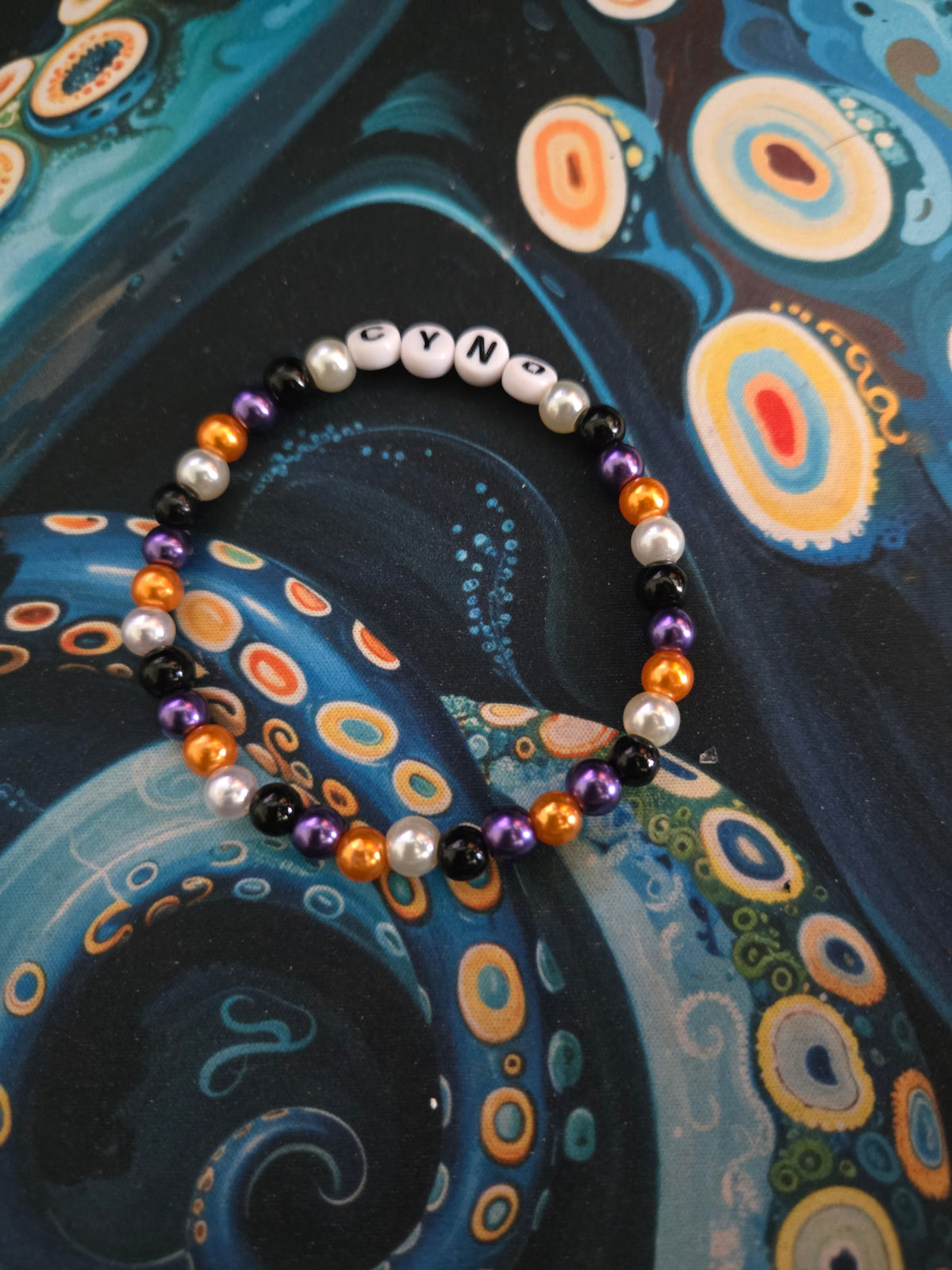 Cyno Bead Bracelet