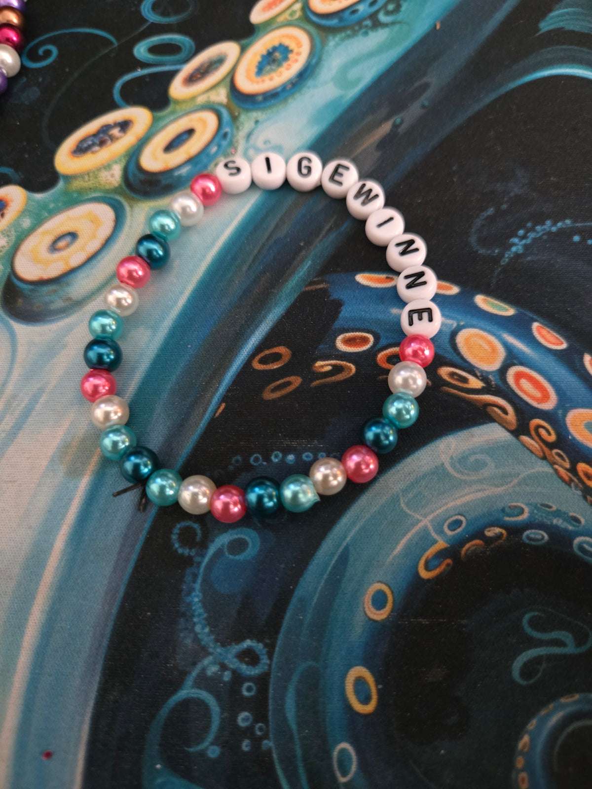 Sigewinne Bead Bracelet