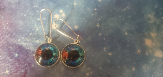 Small Round Eye Earrings