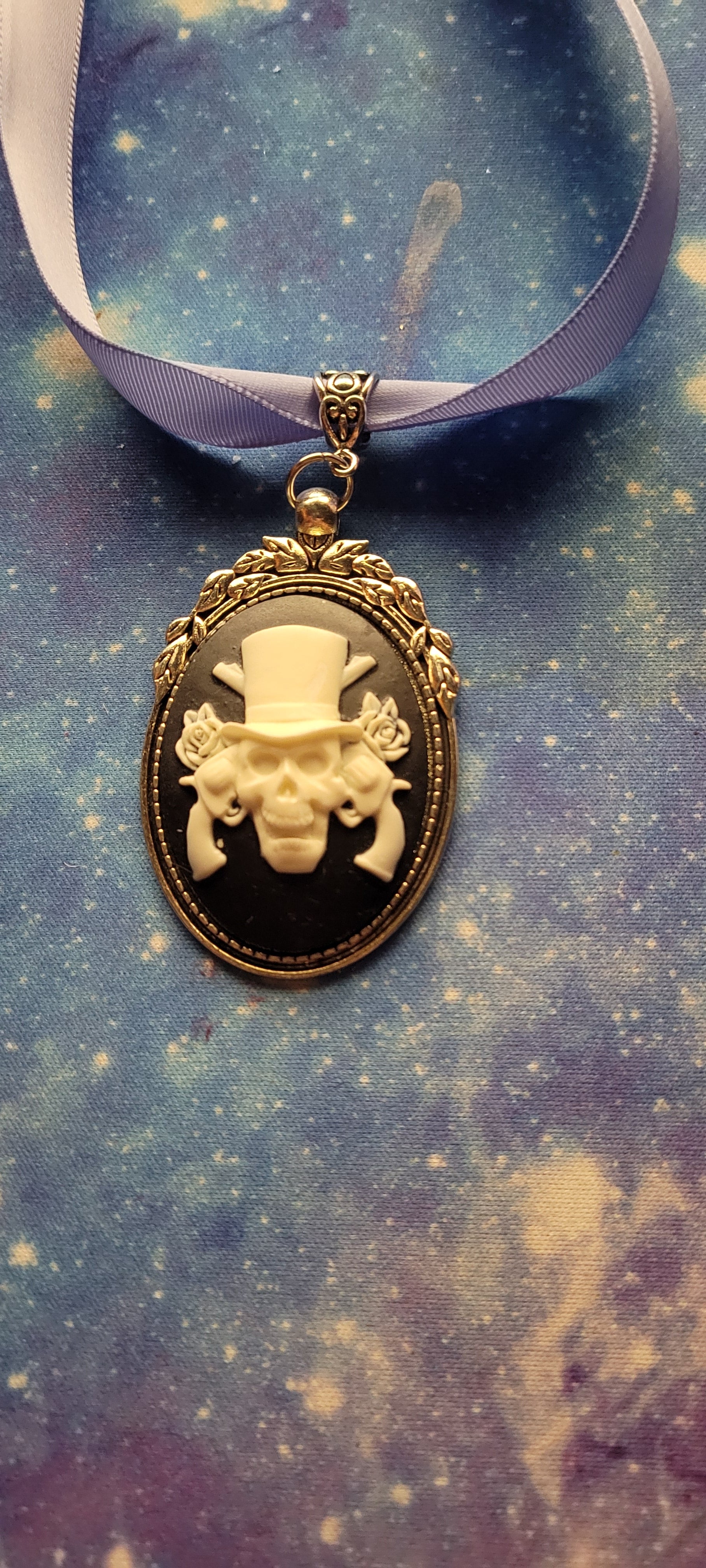 Skull and Guns Choker