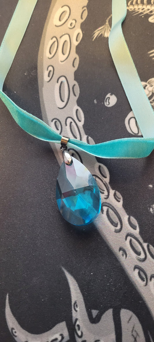 Teardrop Pendant